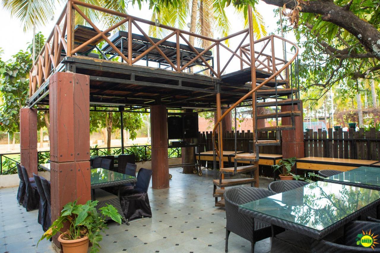 Summer Green Resort Hyderabad Exteriör bild