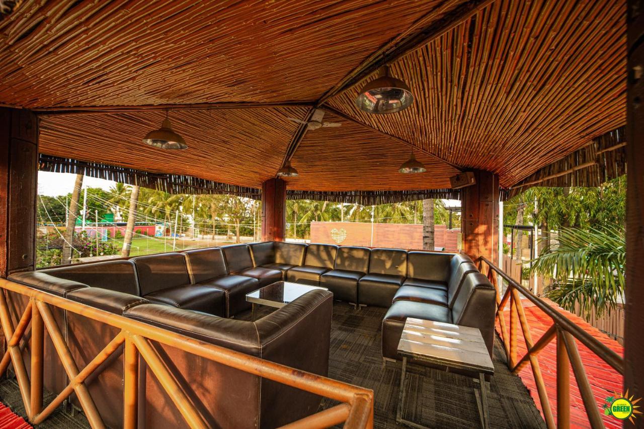 Summer Green Resort Hyderabad Exteriör bild