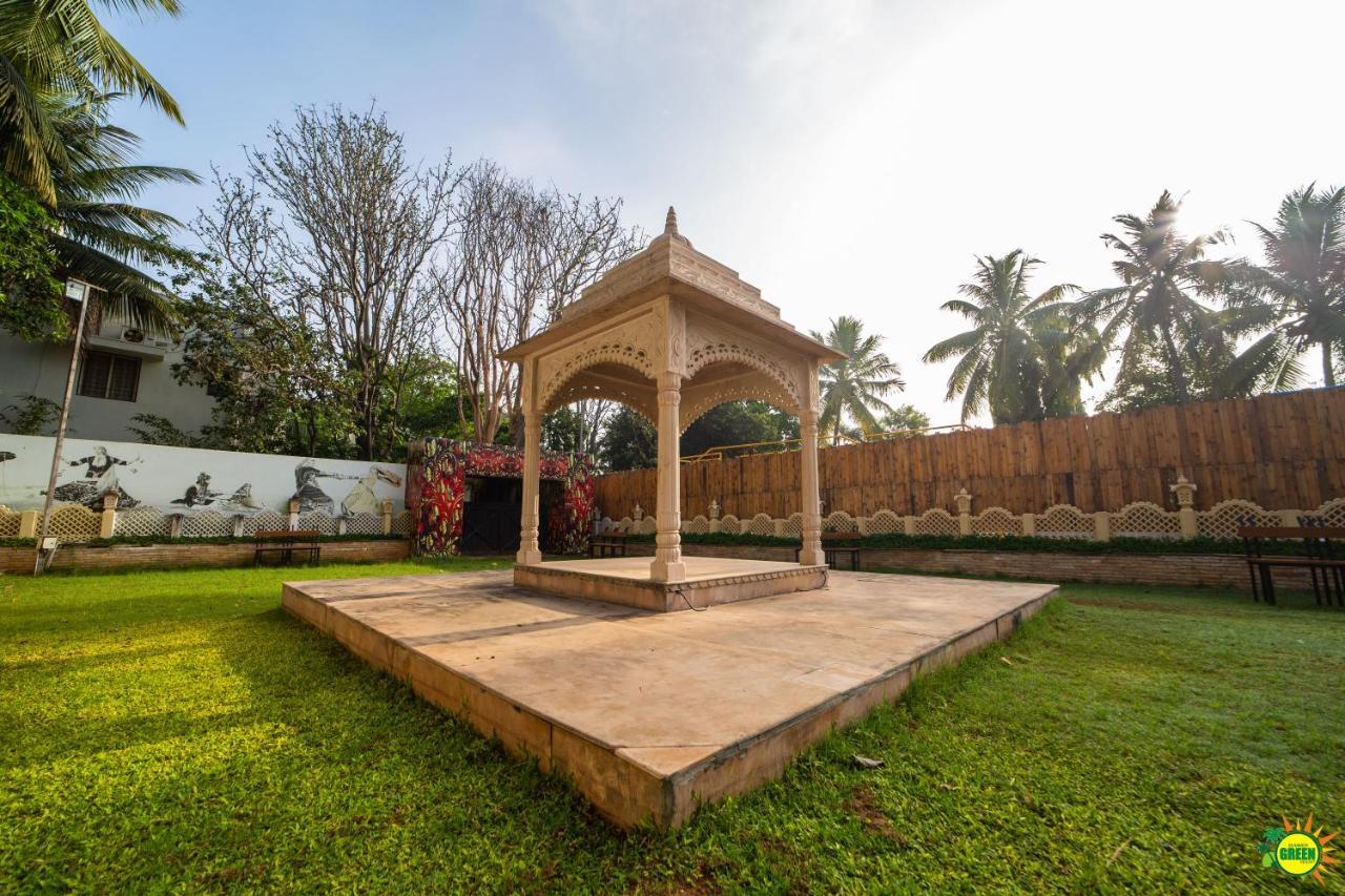 Summer Green Resort Hyderabad Exteriör bild
