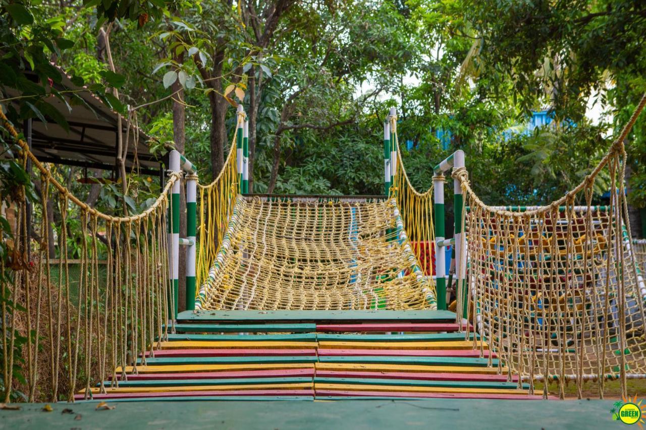 Summer Green Resort Hyderabad Exteriör bild