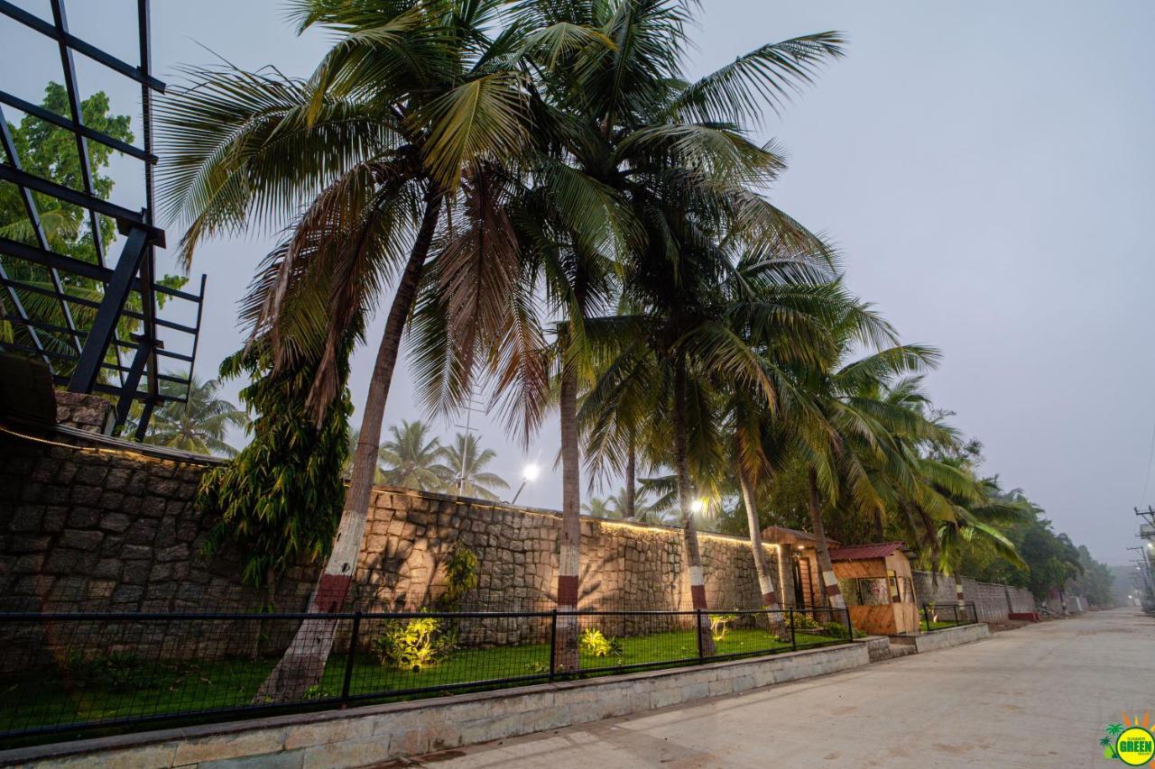 Summer Green Resort Hyderabad Exteriör bild